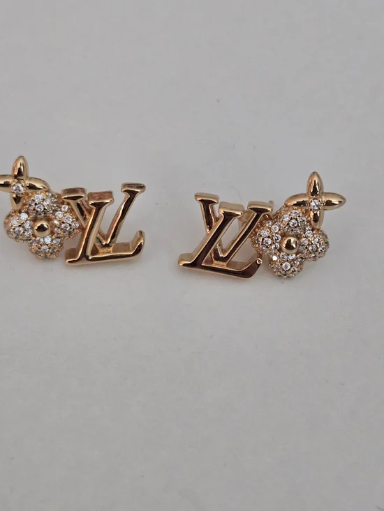 Louis Vuitton 18kgp Gold Crystal Monogram Flower Stud Earrings - Picture 3 of 8